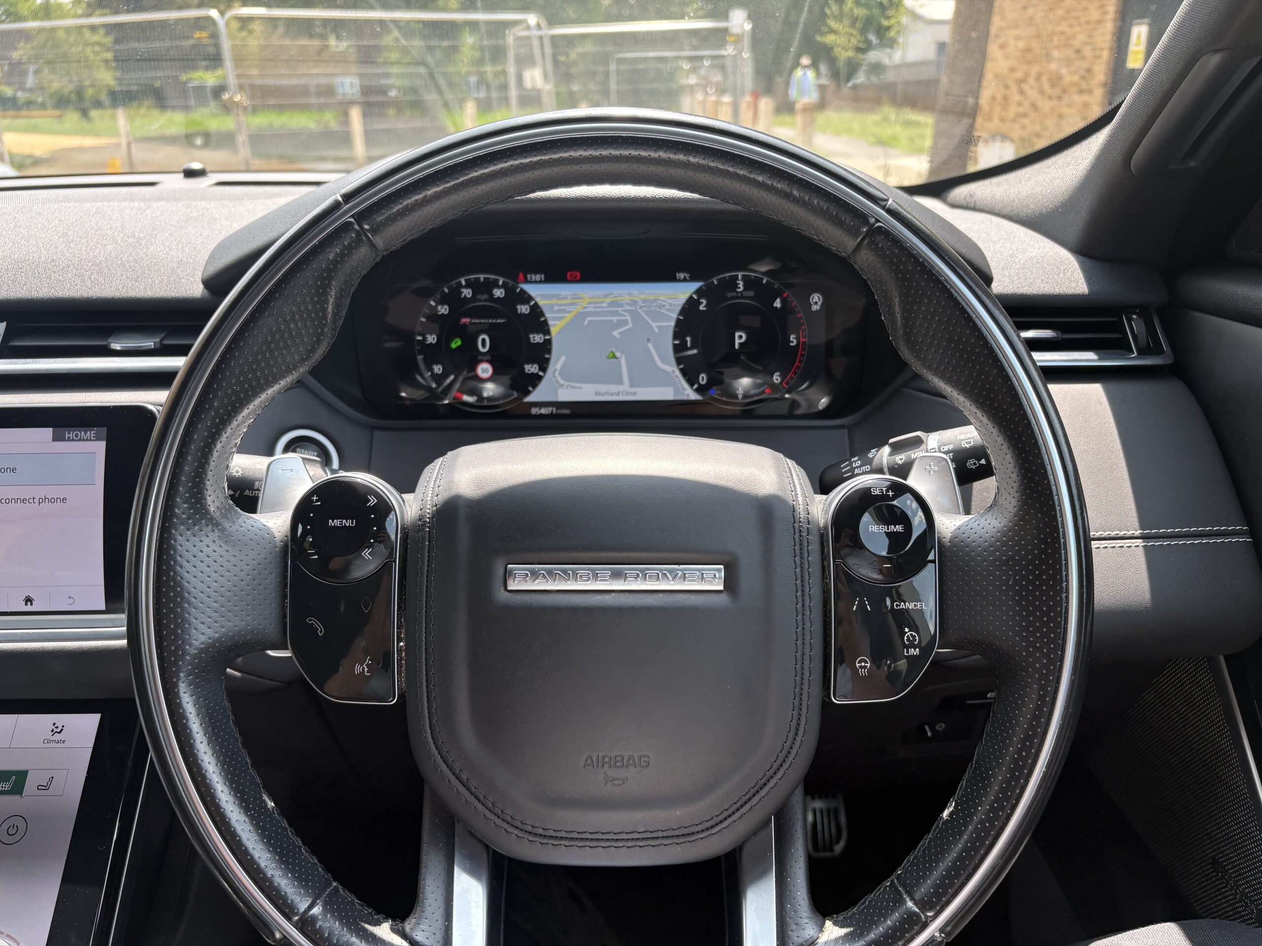 
								2018 Range Rover Velar full									