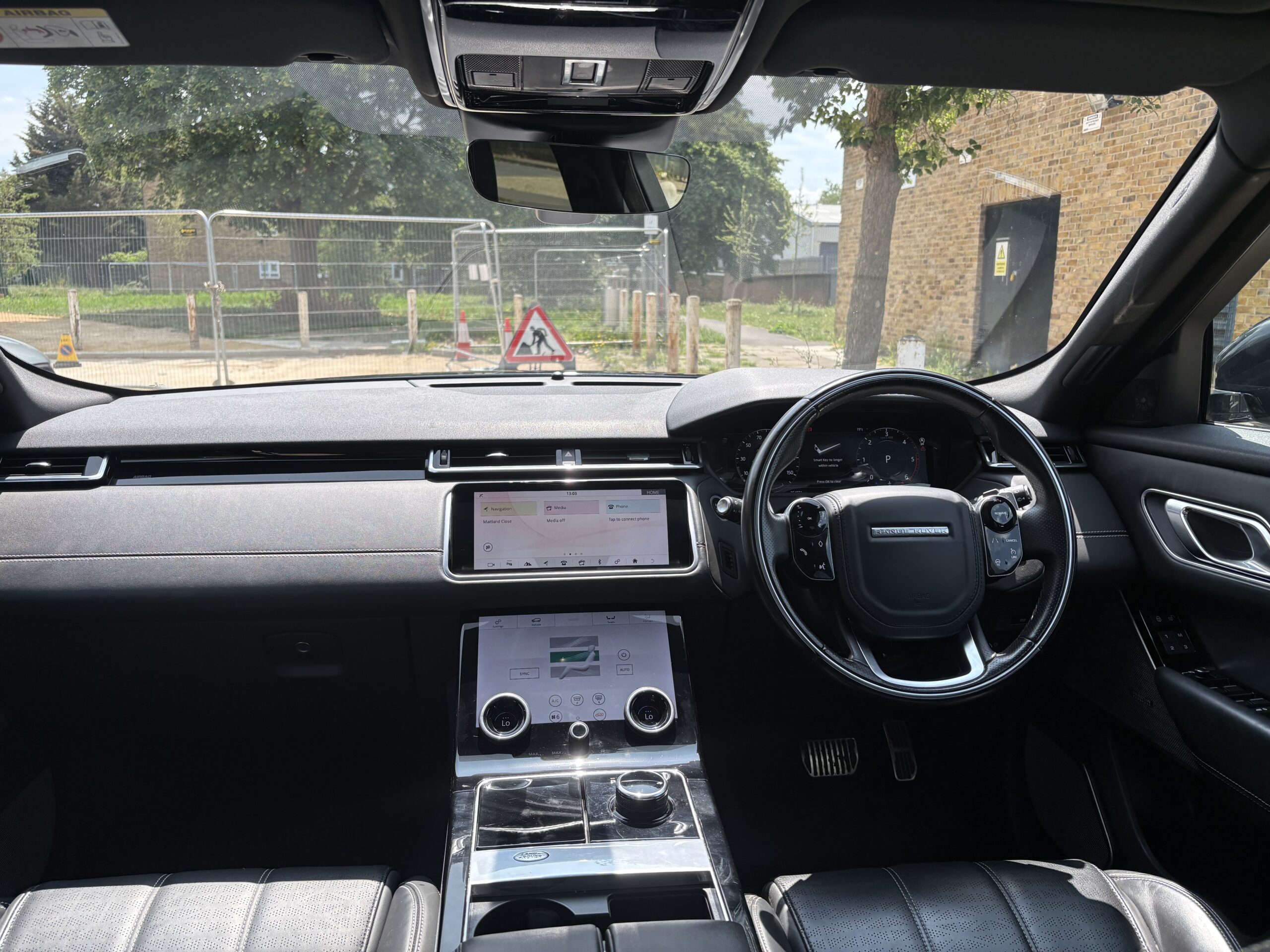 
								2018 Range Rover Velar full									