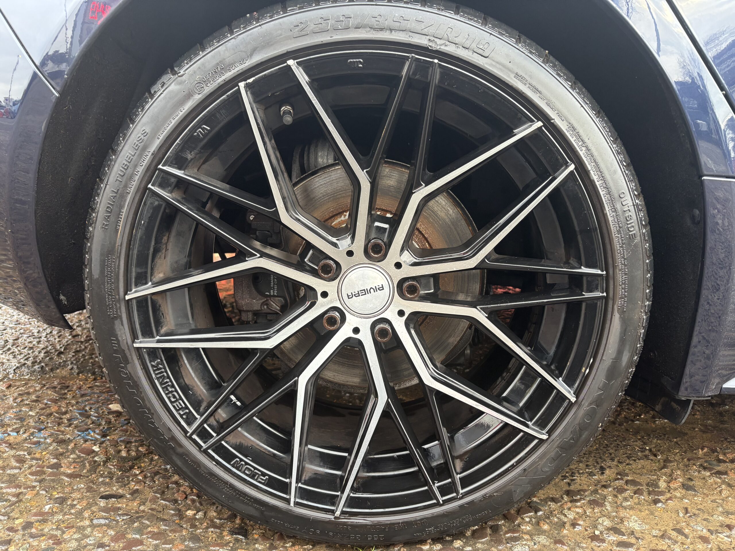 
								Jaguar XE R-Sport 2016 full									