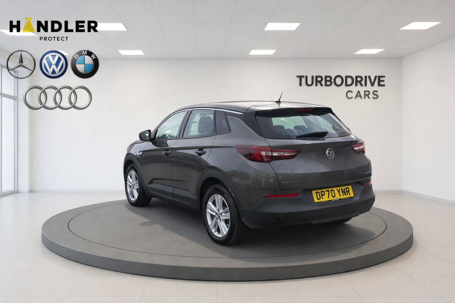 
								2020 Vauxhall GrandLandX full									