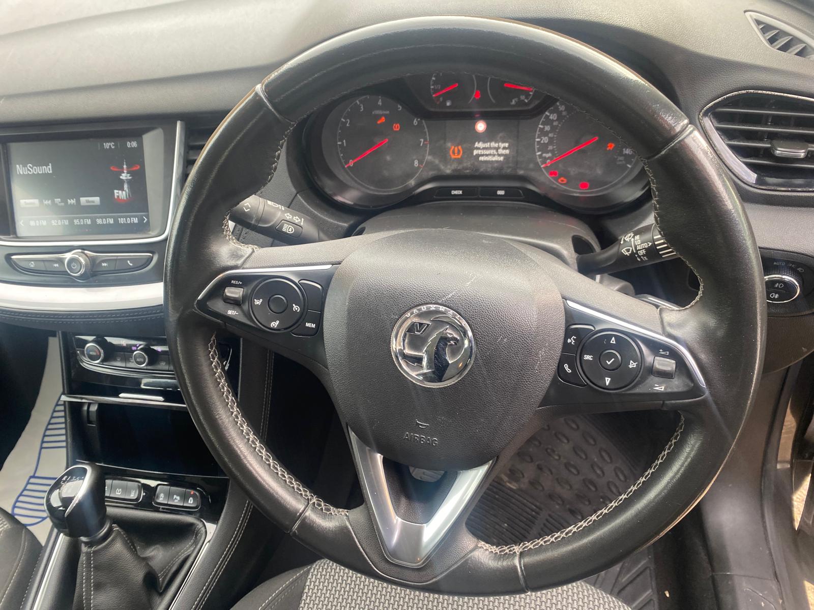 
								2020 Vauxhall GrandLandX full									