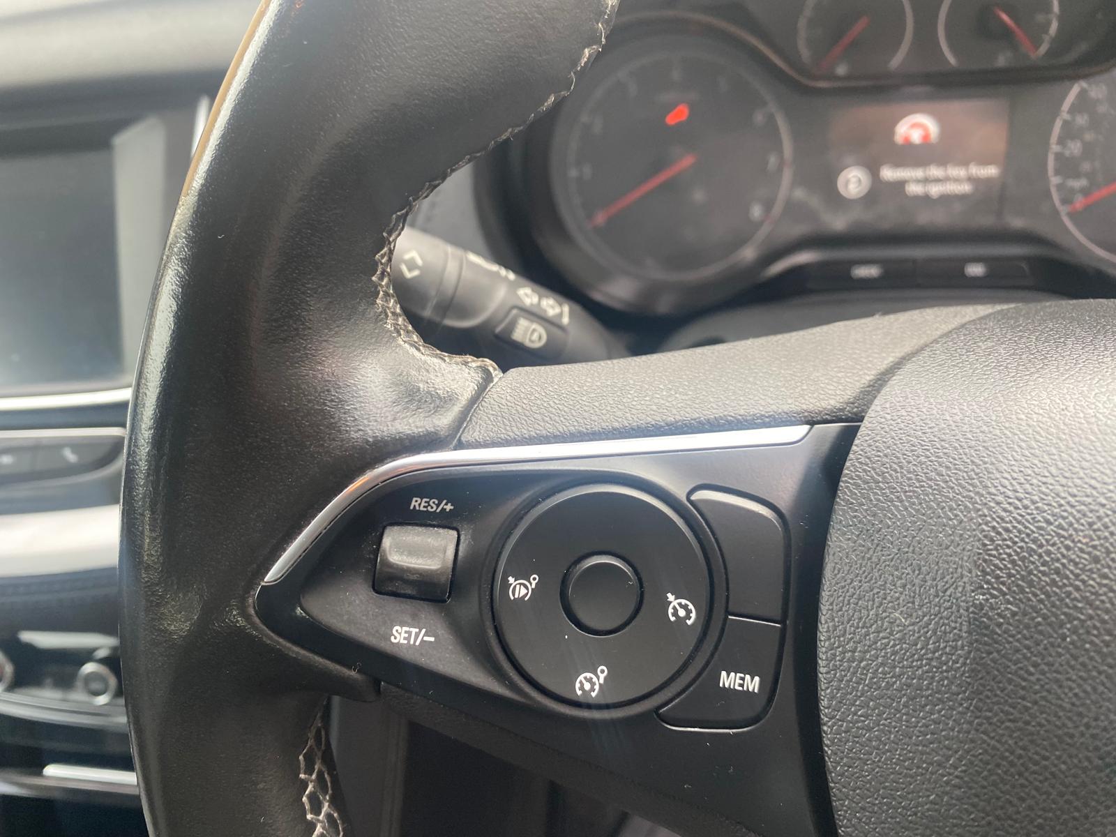 
								2020 Vauxhall GrandLandX full									