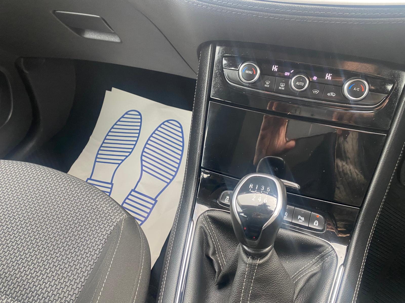 
								2020 Vauxhall GrandLandX full									