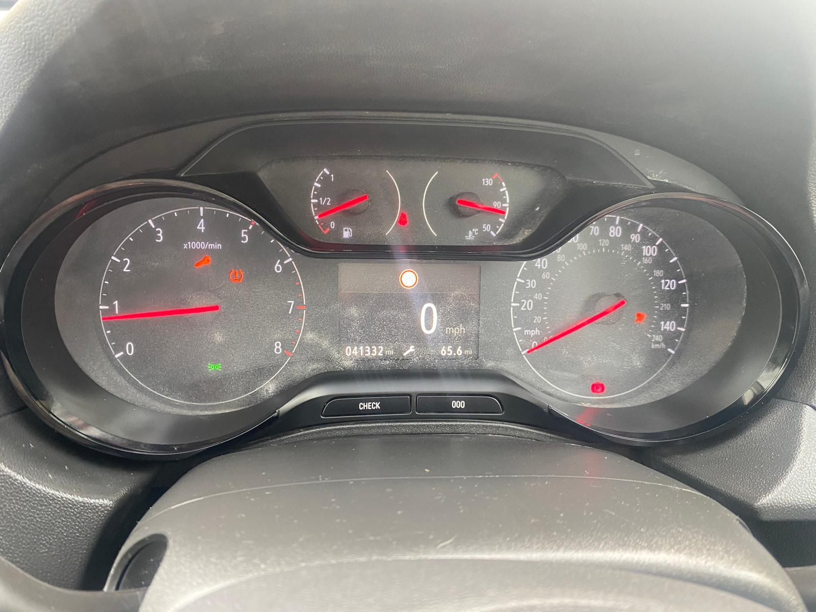 
								2020 Vauxhall GrandLandX full									