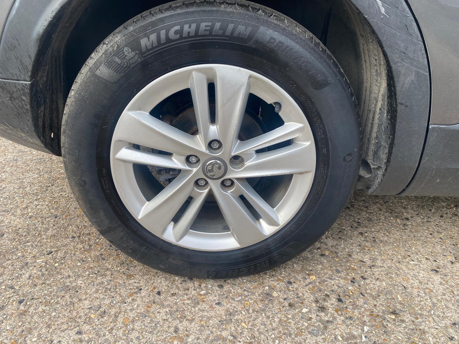 
								2020 Vauxhall GrandLandX full									