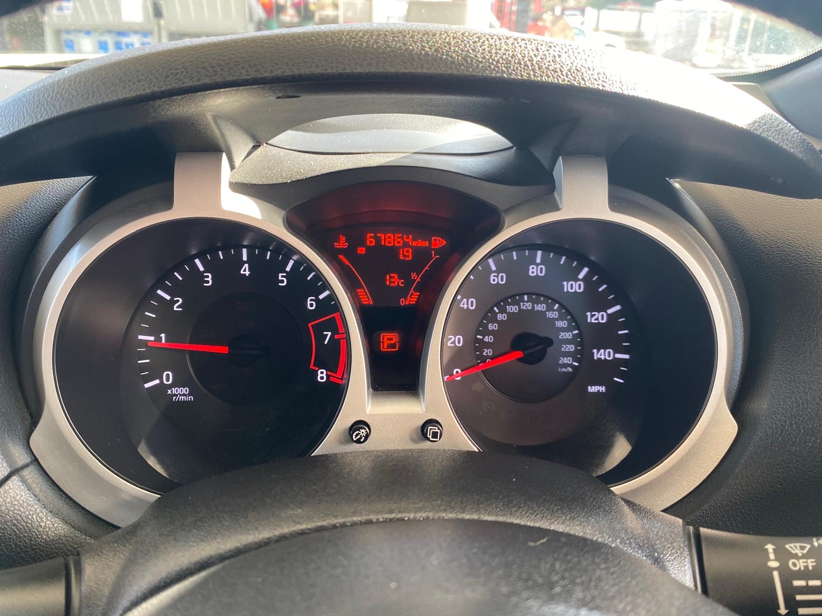 
								2013 Nissan Juke Acenta full									