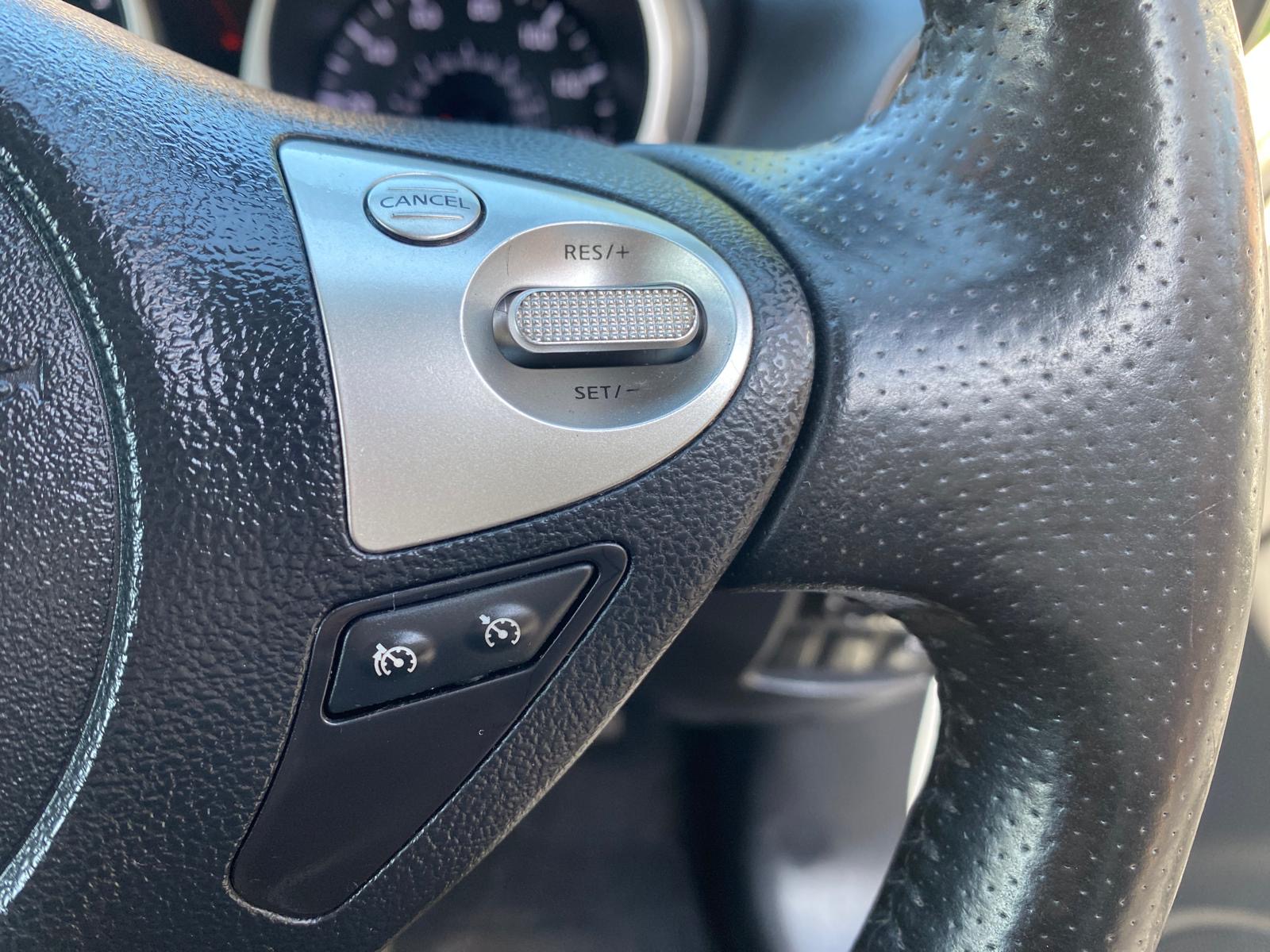 
								2013 Nissan Juke Acenta full									