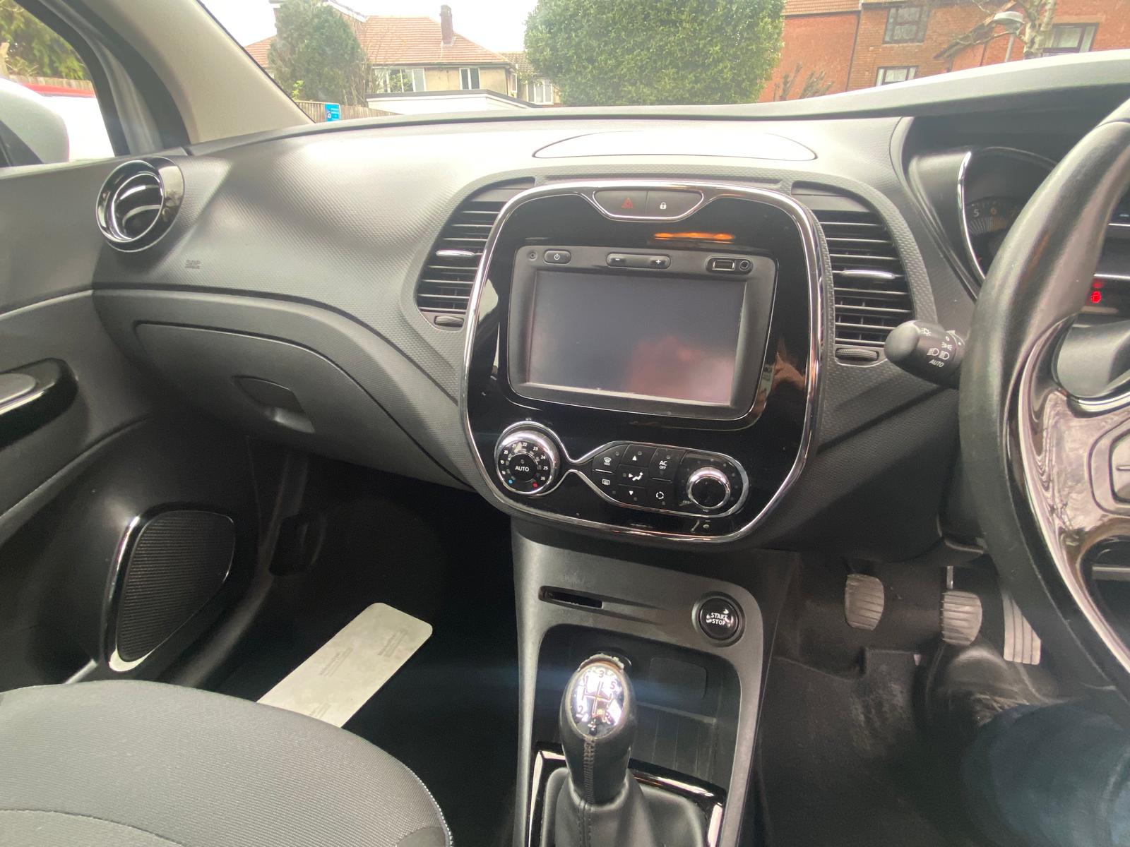 
								2014 Renault Capture full									