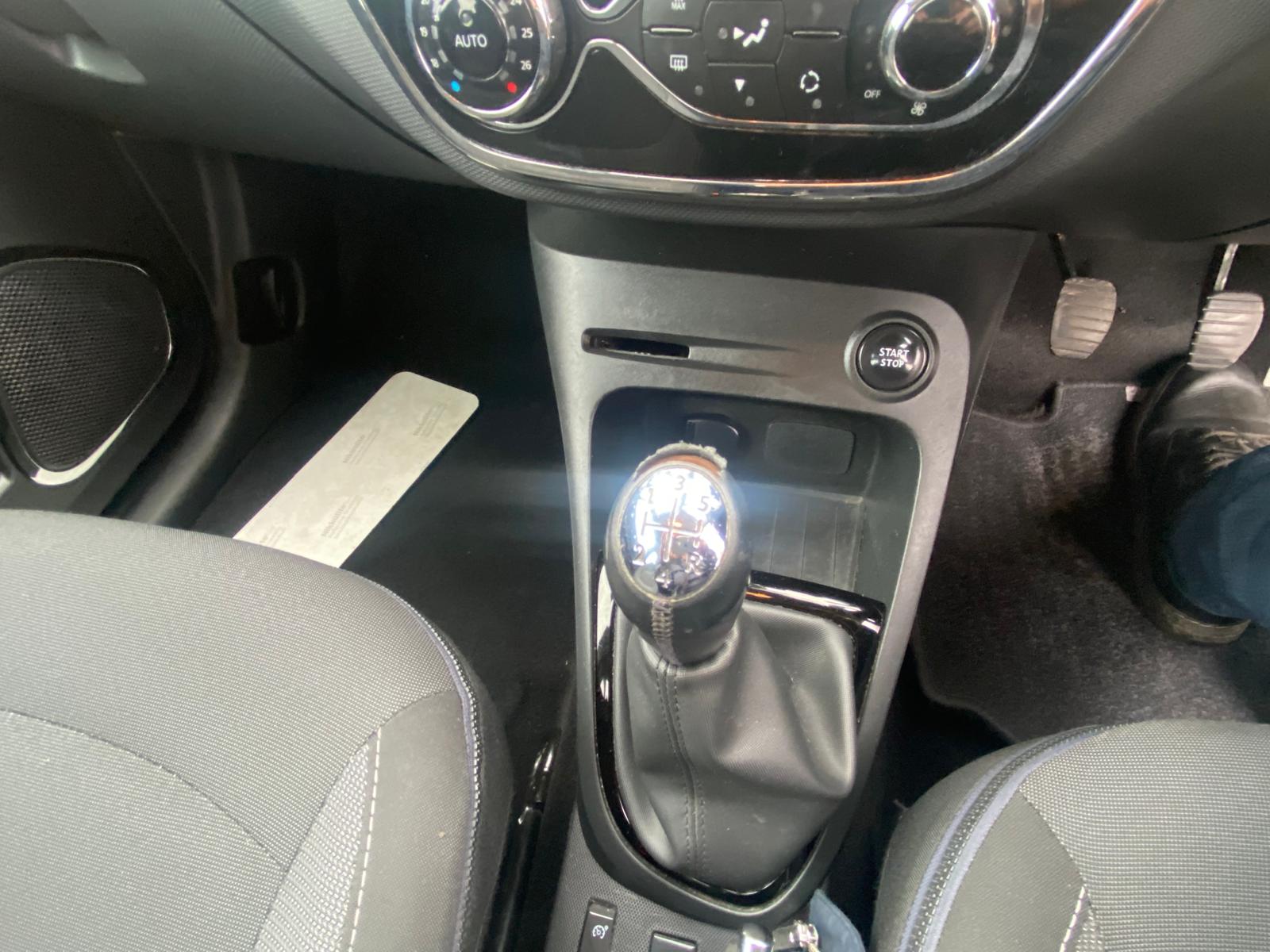 
								2014 Renault Capture full									