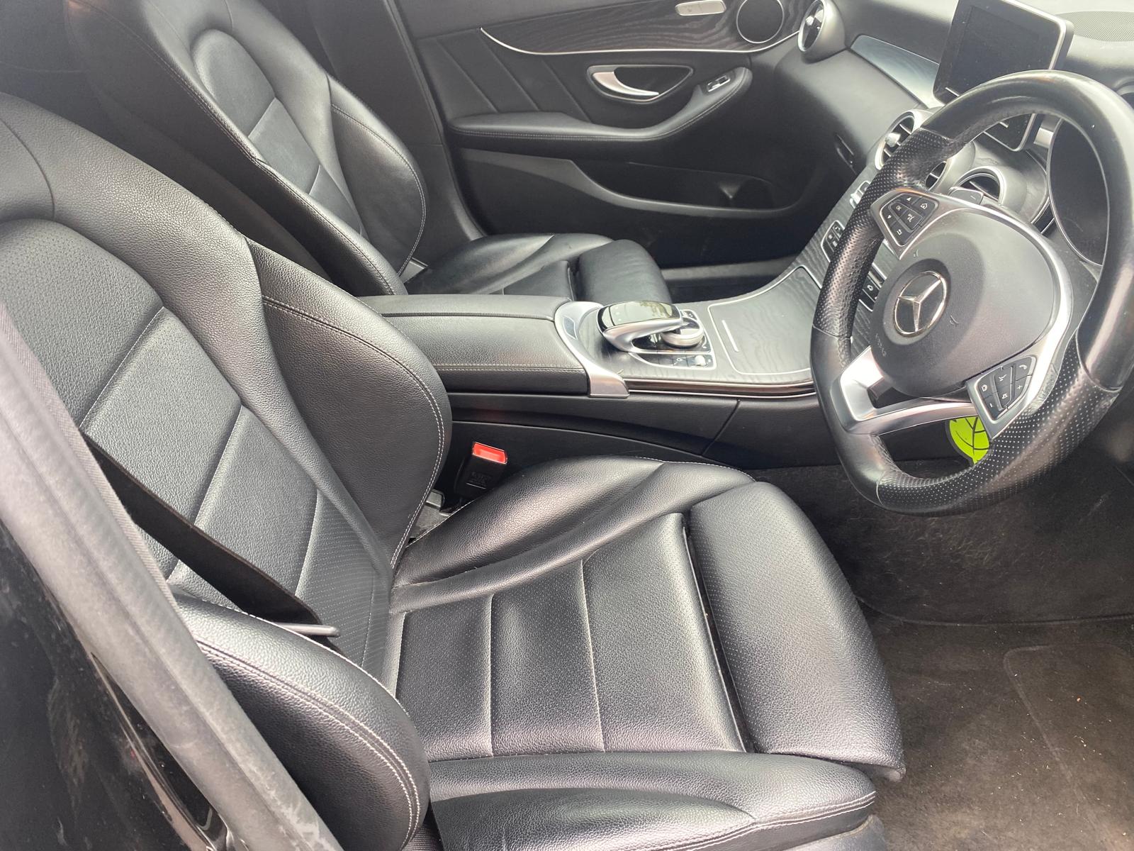 
								2016 Mercedes Benz c200d full									