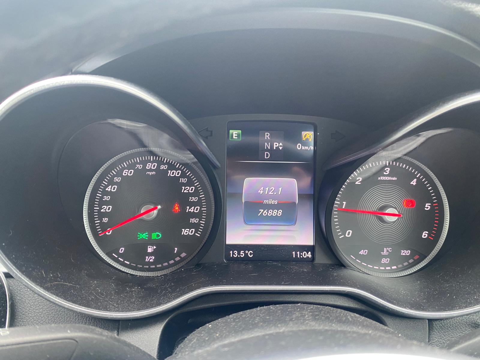 
								2016 Mercedes Benz c200d full									
