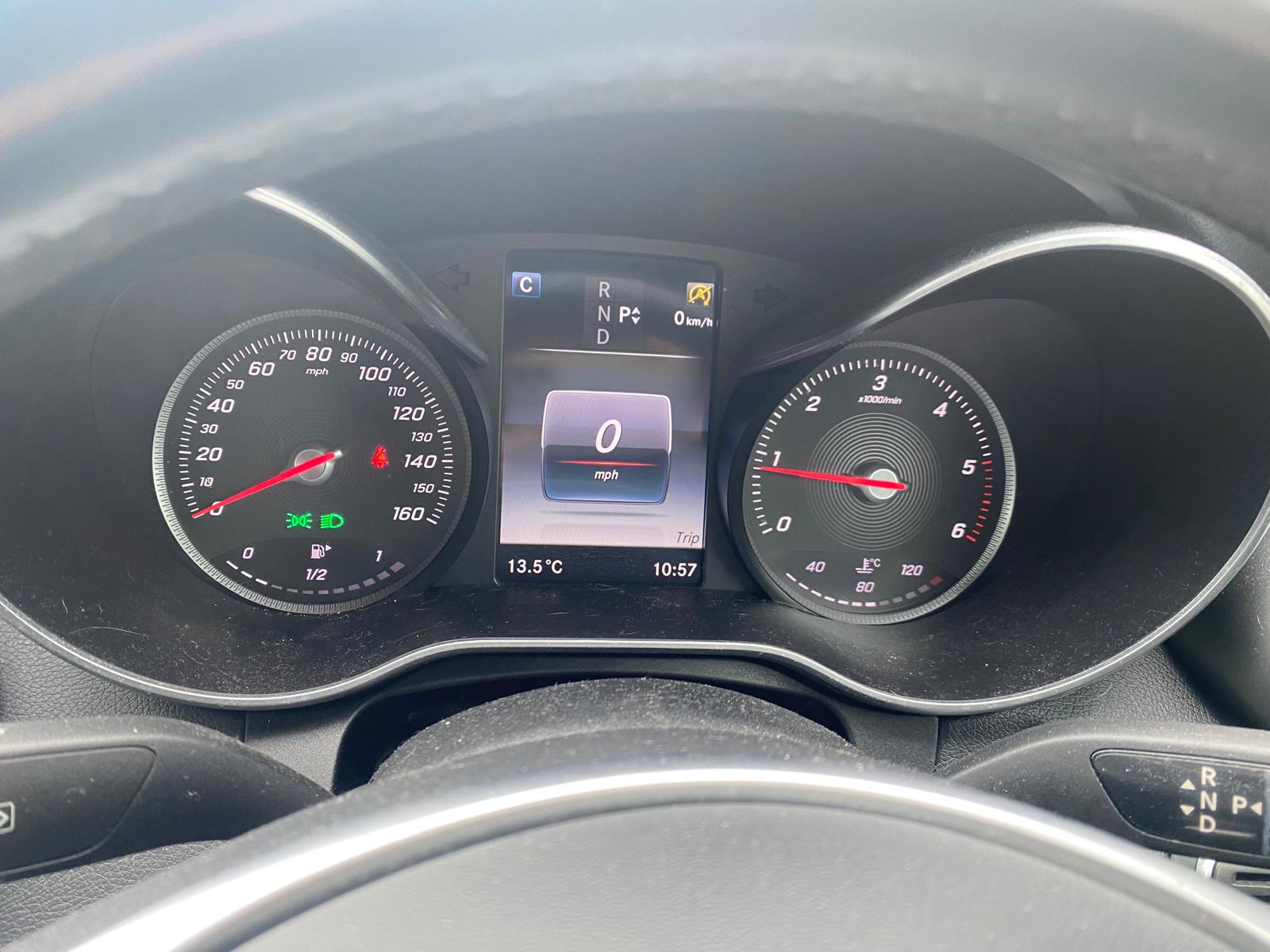 
								2016 Mercedes Benz c200d full									