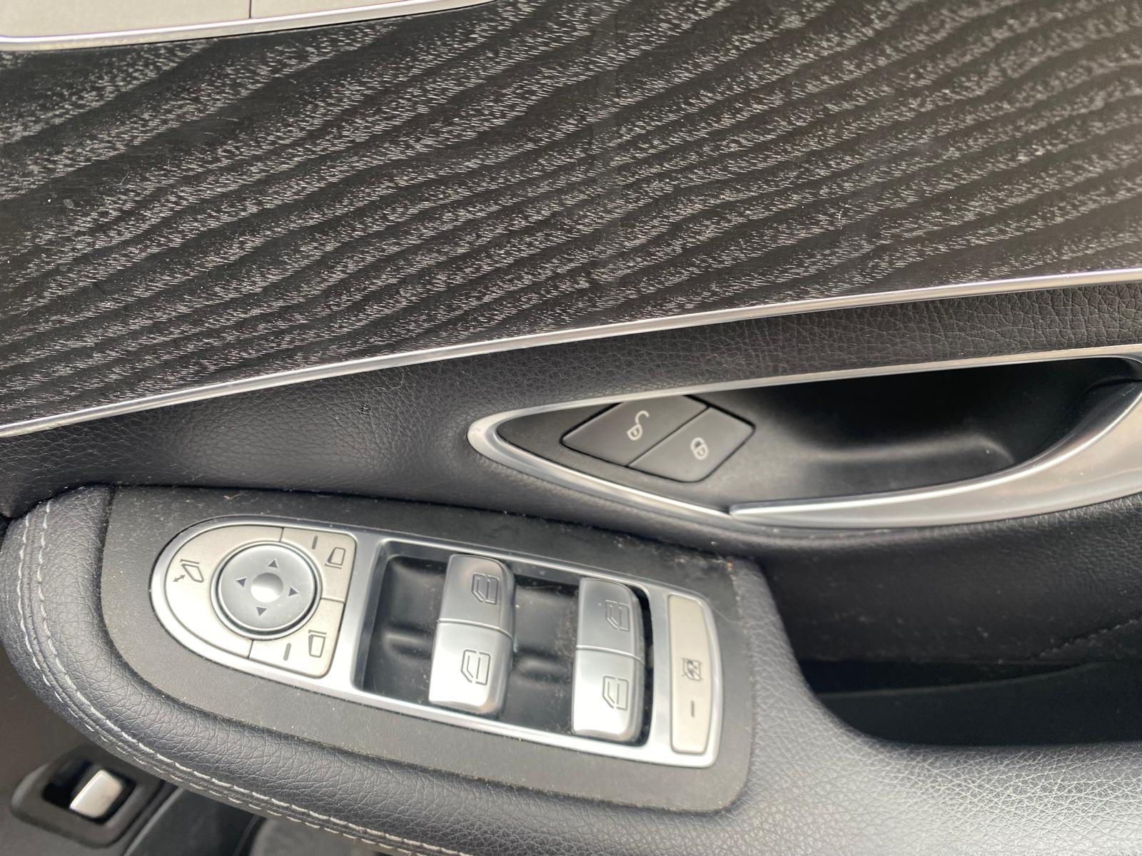 
								2016 Mercedes Benz c200d full									