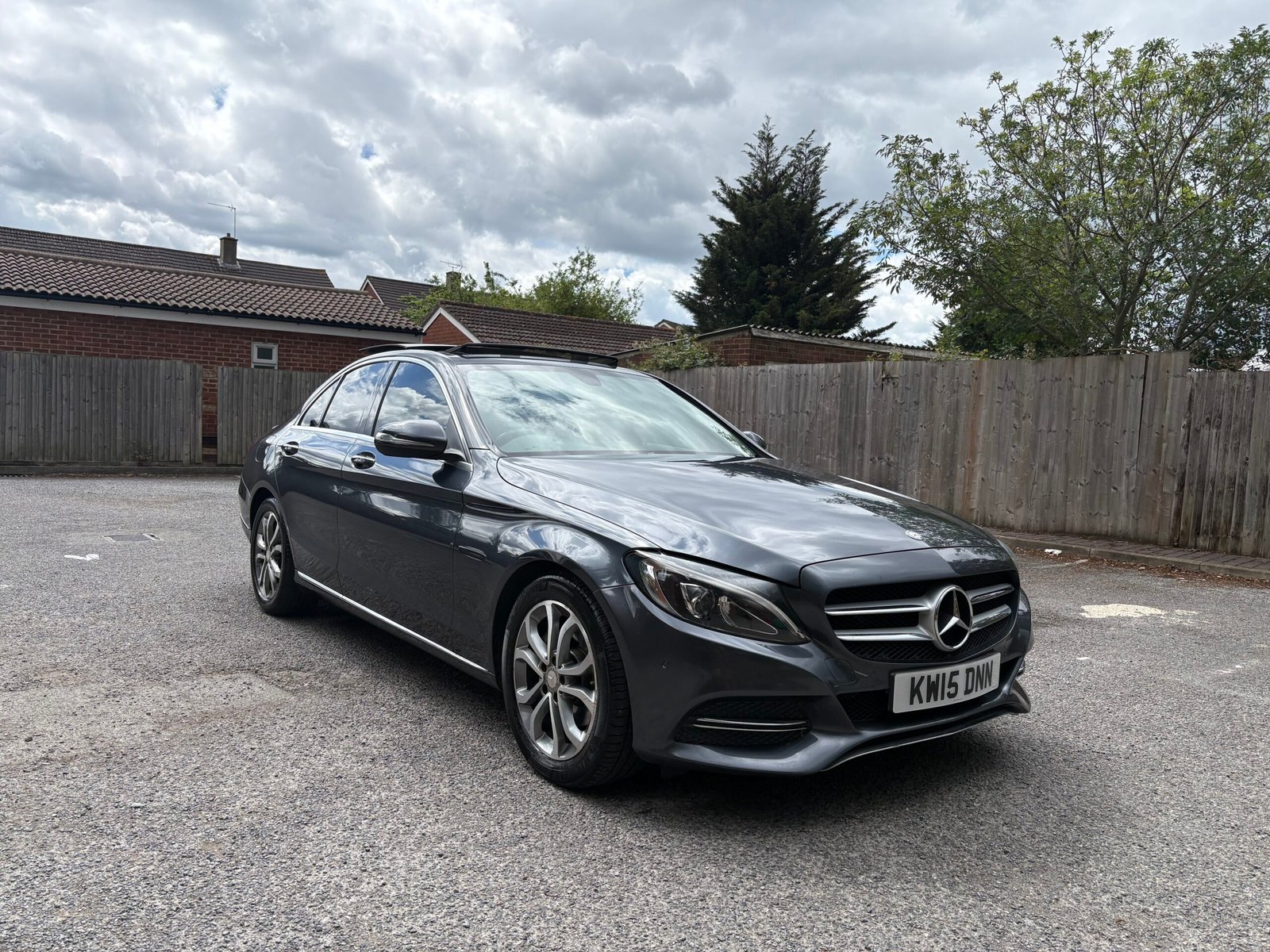 2015 Mercedes Benz C220d ( Premium Plus )