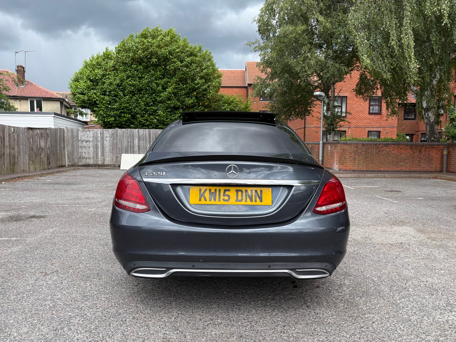 2015 Mercedes Benz C220d ( Premium Plus )