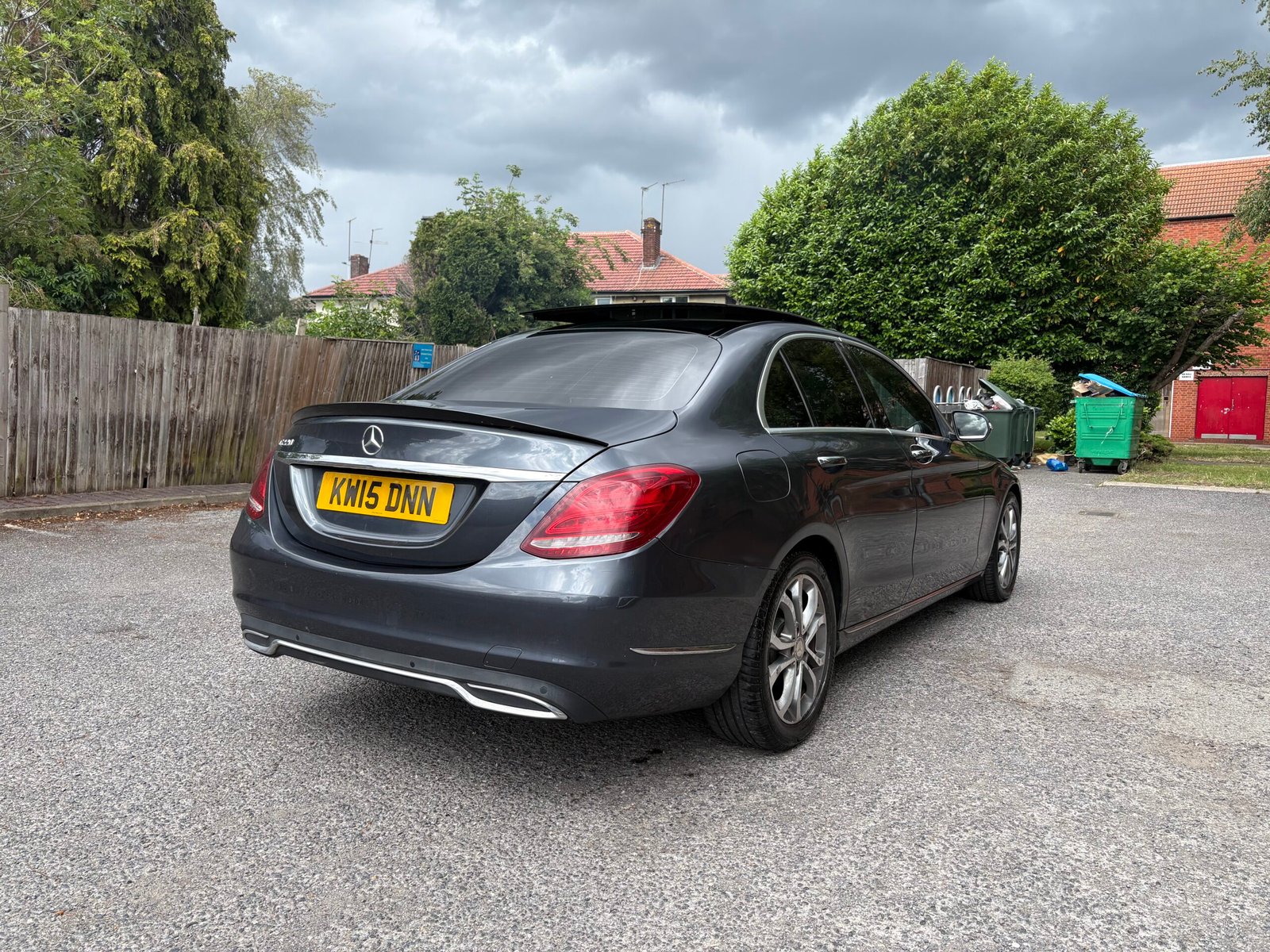 2015 Mercedes Benz C220d ( Premium Plus )