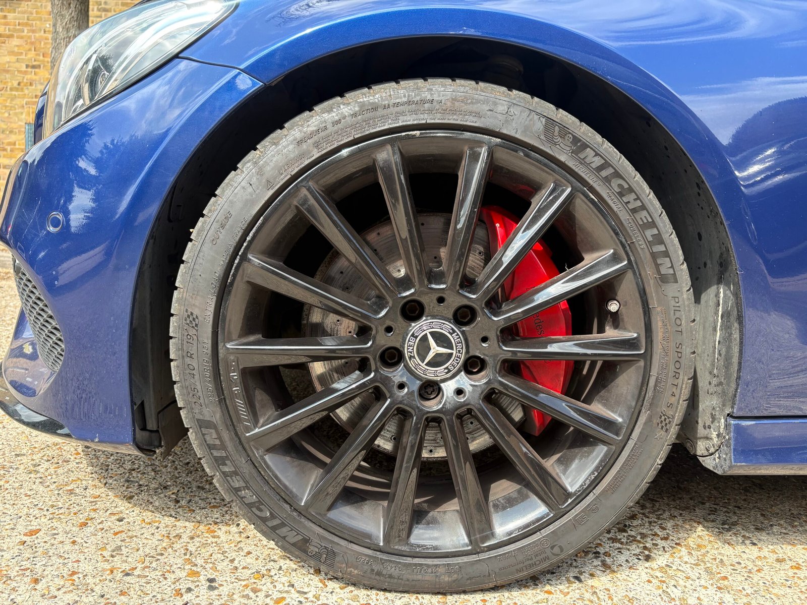 
								2016 Mercedes Benz c250d ( Premium Plus ) full									